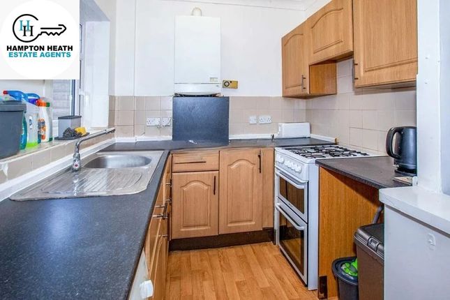6, Lynwood Avenue, Egham photo 2