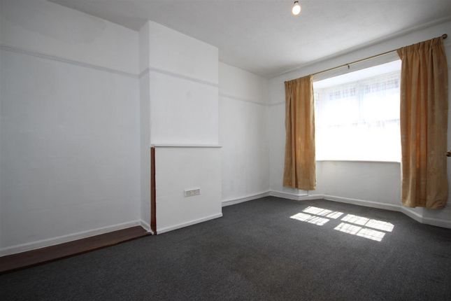 98, Henchman Street, London photo 3