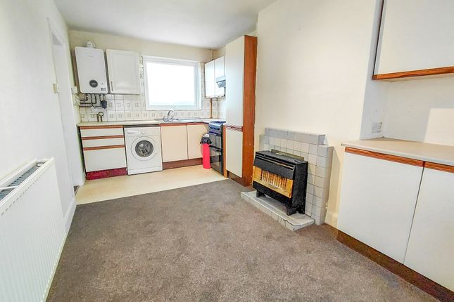 9, Tomouth Crescent, Appledore photo 3