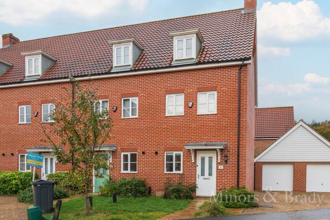 Thumbnail Semi-detached house for sale in Avocet Rise, Sprowston, Norwich