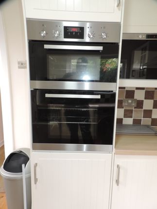 19, Malefant Street, Cardiff photo 4