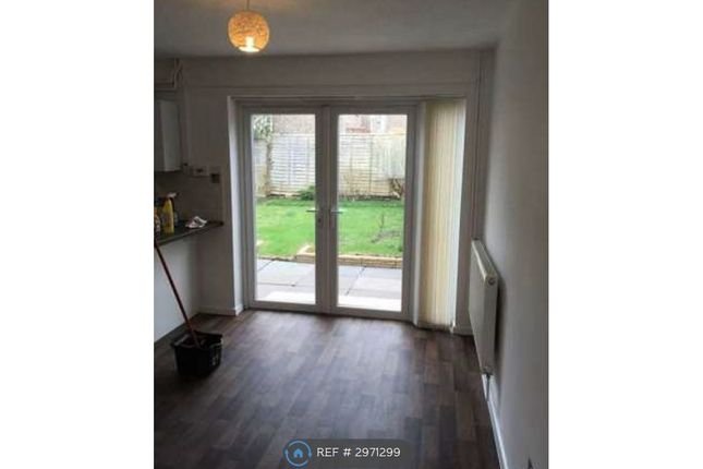 Mawson Close, Ely photo 4