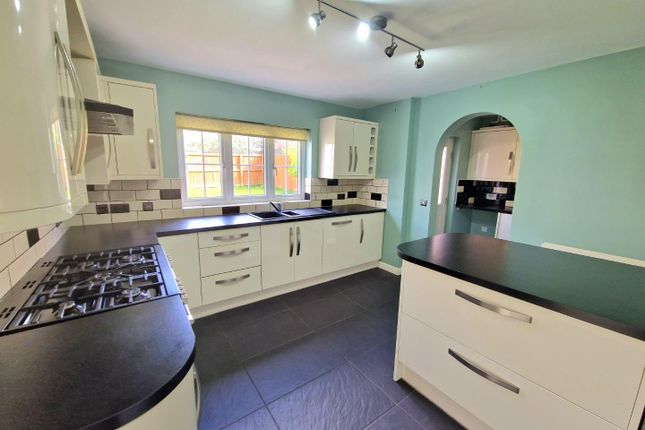 Detached house to rent in The Spinney, Grange Park, Northampton