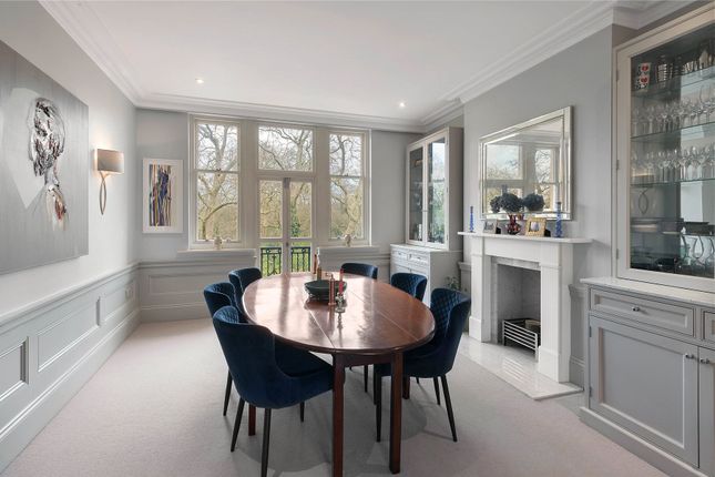 Flat for sale in York Mansions, Prince Of Wales Drive, Battersea, London