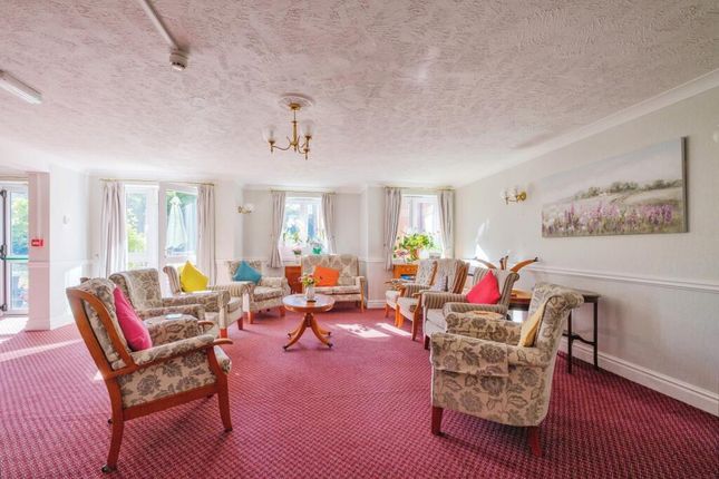 Flat 28, Custerson Court, Station Street, Saffron Walden photo 4