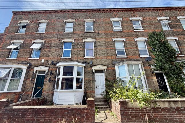 1-bed flat on 8c, St. Augustines Road, Wisbech, £50,000