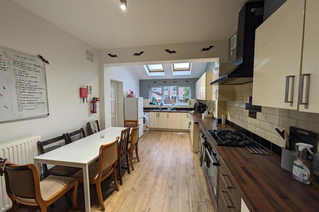 10, Sheringham Road, Fallowfield photo 4