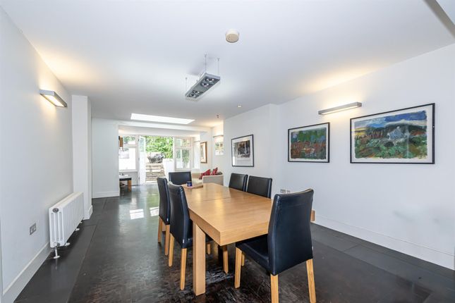 26, Upper Addison Gardens, London photo 3