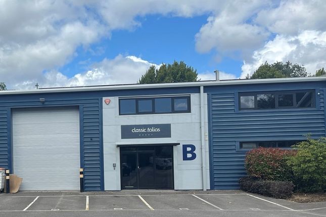 Light industrial to let in Unit B Woodside Trade Centre, Parham Drive, Eastleigh, Hampshire