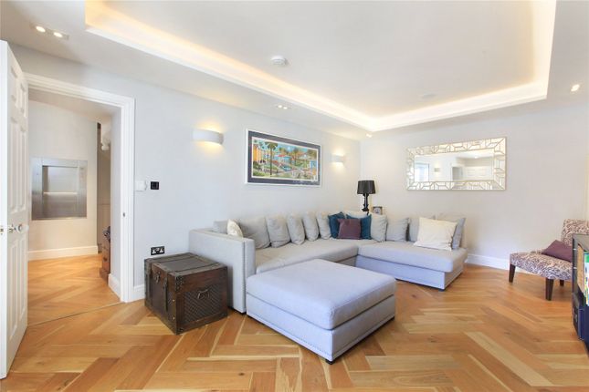 End terrace house for sale in Crescent Grove, Clapham, London