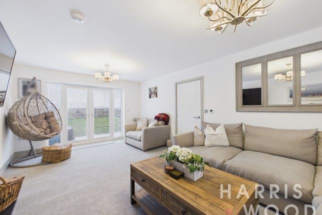 5, High Elms, Colchester photo 2