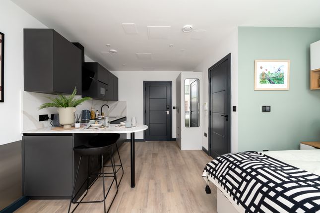 Flat 5, Bristol photo 4