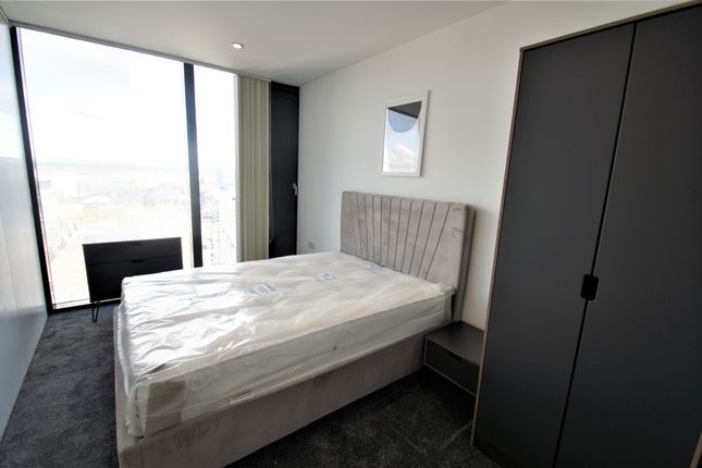 Flat to rent in Deansgate, Manchester