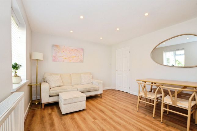 25, Phillimore Place, Hertfordshire photo 4