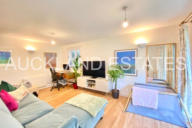 2, Bornedene, Potters Bar photo 2
