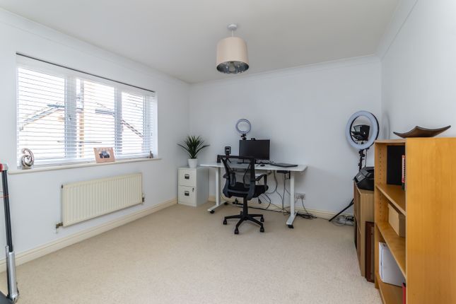 Detached house for sale in Newbury Road, Crawley