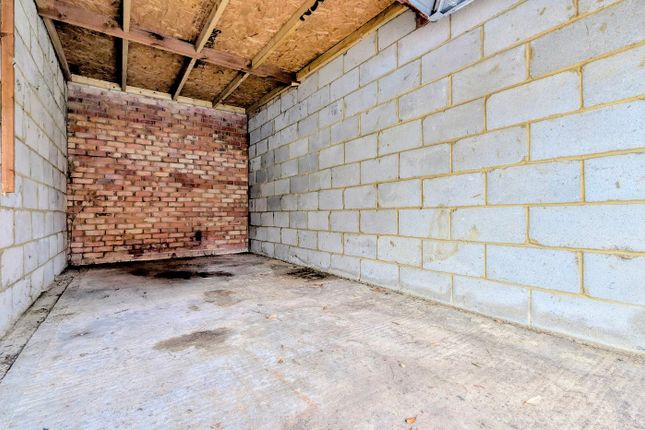 Garage 5, Charlwood Lodge, 24, Lansdowne Road, Worthing photo 4