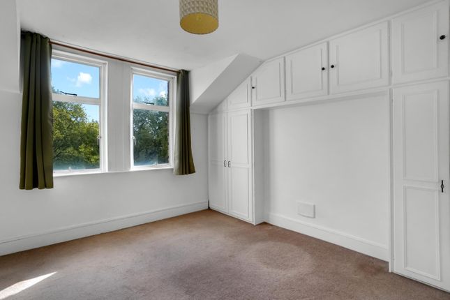 Avington Grove, London photo 4