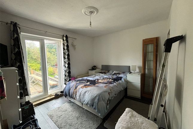 77, Bynes Road, London photo 4