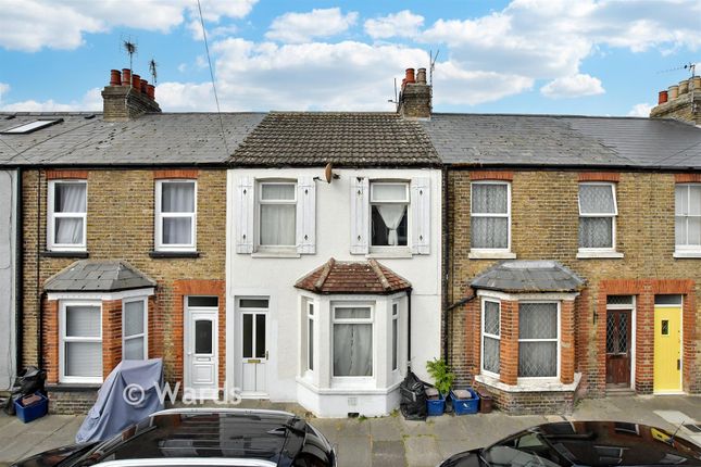 97, Nash Court Gardens, Margate photo 3