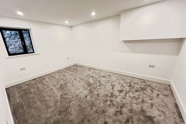 Flat 2, 123 Bridge Apartments, Church Street, Bolton photo 3