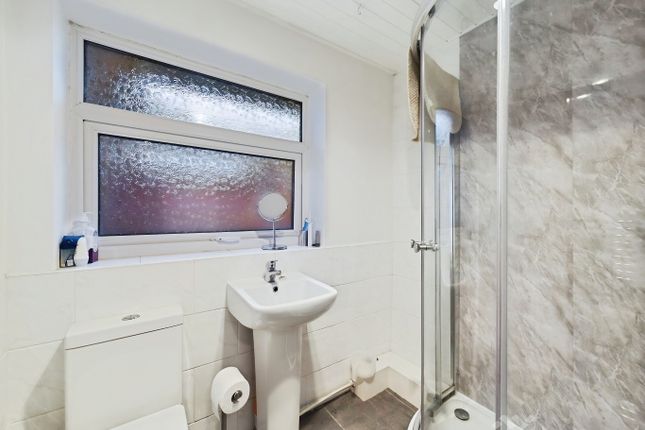 54, West Meade, Maghull photo 4