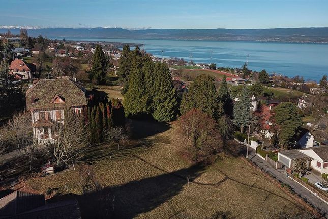 Villa for sale in Evian Les Bains, Evian / Lake Geneva, French Alps / Lakes