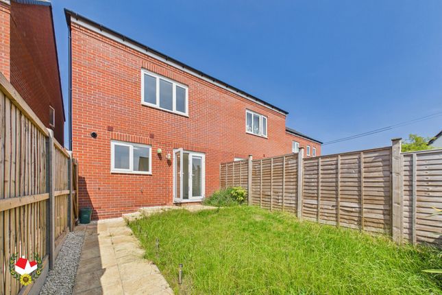 5 Meadow Brown Road, Gloucester photo 4