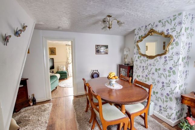 8, Surrey Place, Trowbridge photo 4