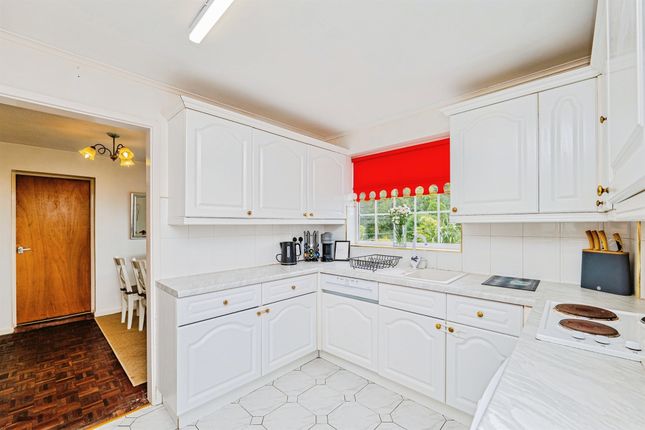 7, Fairland Close, Pontyclun photo 5