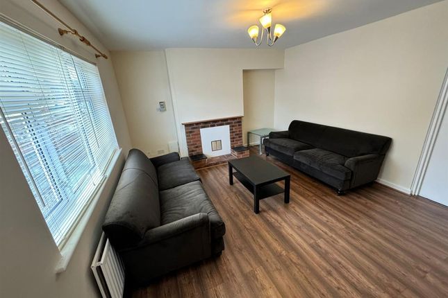 47 Gerard Avenue, Coventry photo 2
