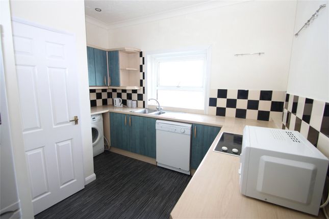 Flat to rent in Pier Avenue, Clacton-On-Sea