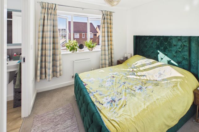 6, Weston Drive, Bury St Edmunds photo 4