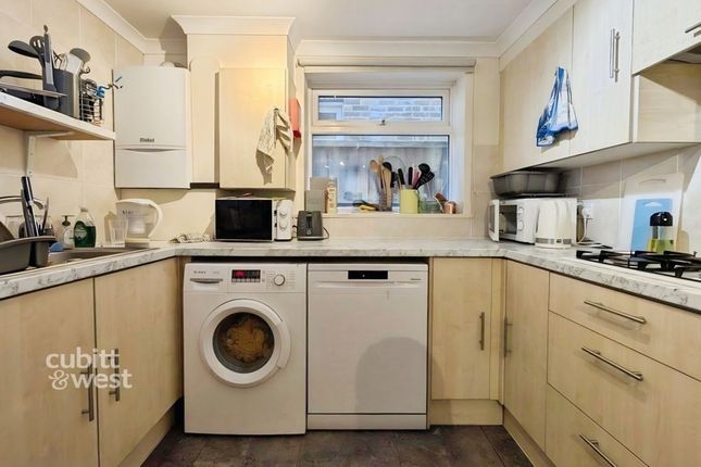 Room 1, 43, Little Breach, Chichester photo 2