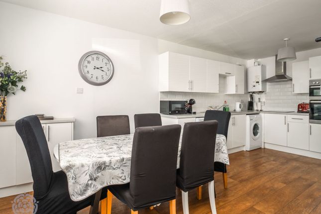 106 Hopefold Drive, Manchester photo 3
