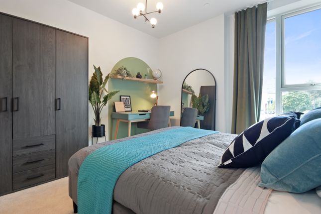 Flat for sale in Heybourne Park, Clayton Field, London