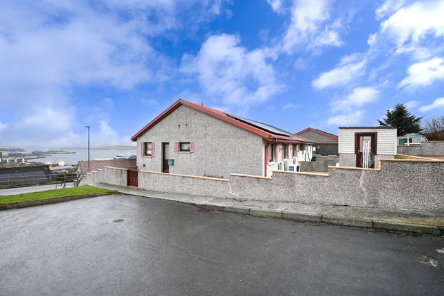 30, Norstane, Shetland photo 2