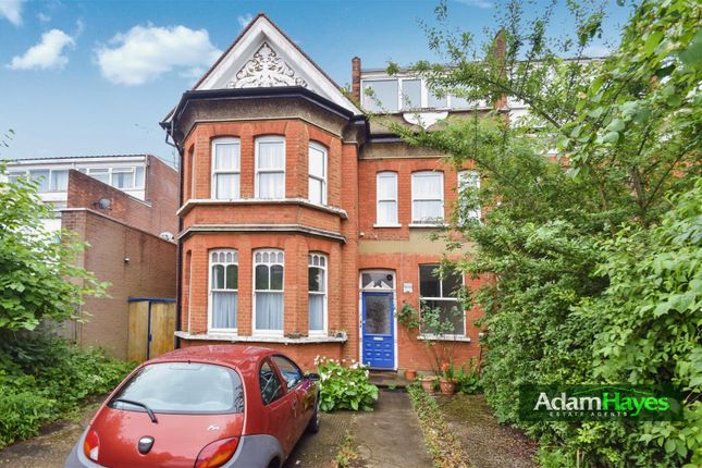 Flat for sale in Ballards Lane, Finchley Central