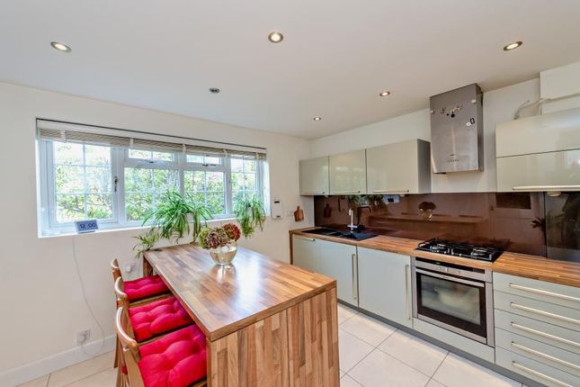 9, The Avenue, Northwood photo 4