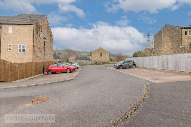 Town house for sale in Waingate, Linthwaite, Huddersfield