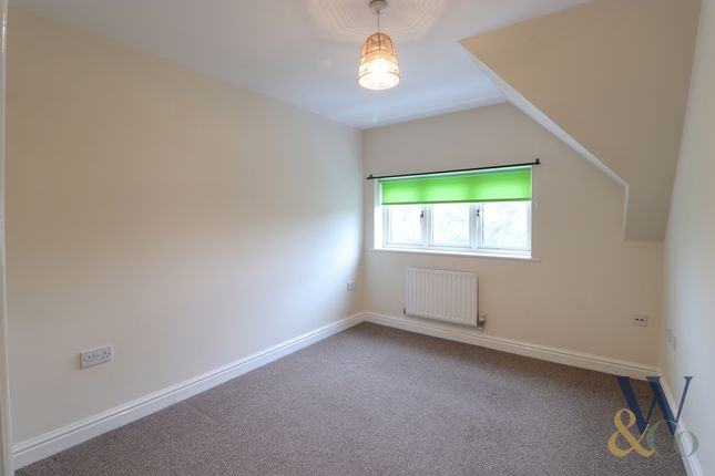 6 St Marys Paddock, WELLINGBOROUGH photo 4