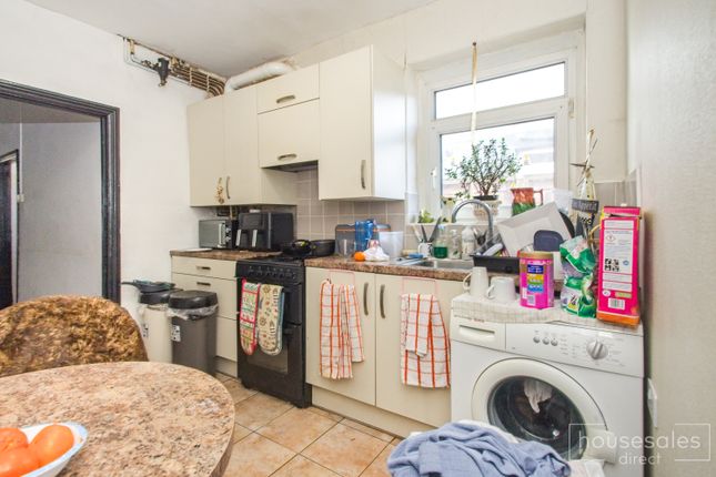 10, Tudor Street, Pontypridd photo 4