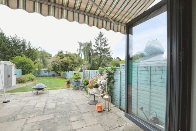 65, Batchwood Drive, St Albans photo 4