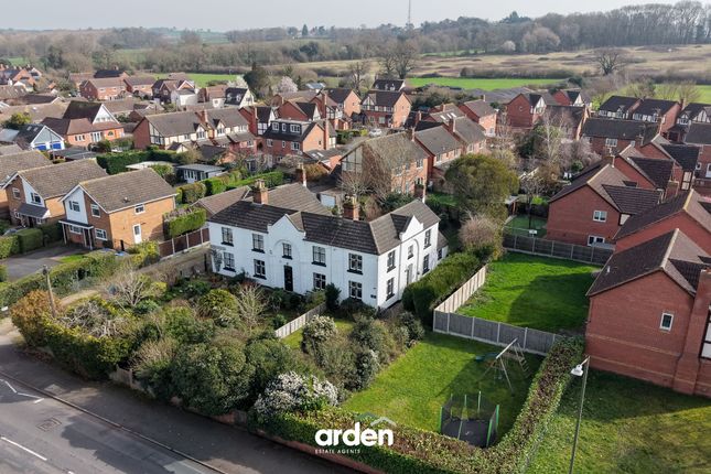 3-bed house on Wulstancroft, Droitwich Road, Worcester, £375,000