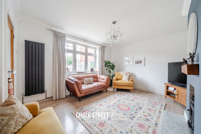 147, Daventry Road, Romford photo 3