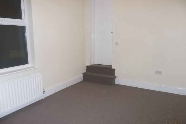 Flat to rent in Cromwell Street, Gainsborough