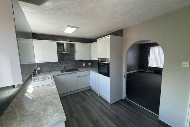 Property to rent in Newham Close, Leicester