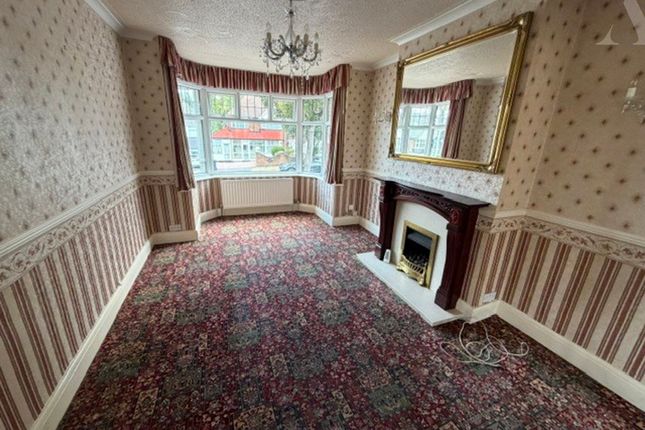 16 Radstock Avenue, Birmingham photo 3