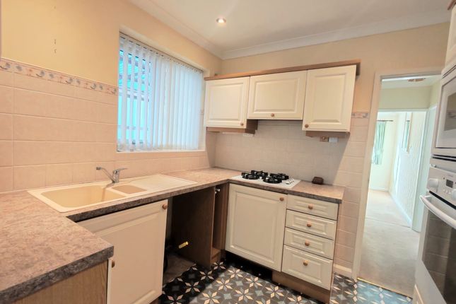 35, Ashleigh Avenue, Pontefract photo 2