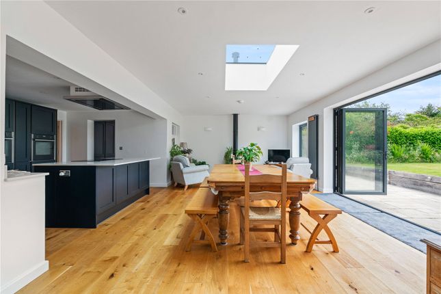 22d, Bratton Road, Trowbridge photo 4